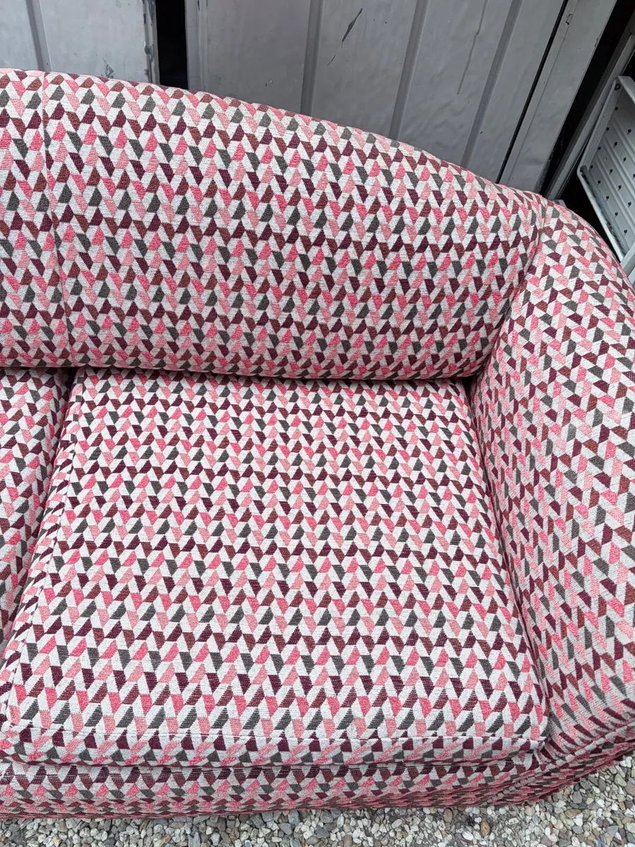 Sofa bed  great condition - free to takeaway - Image 4