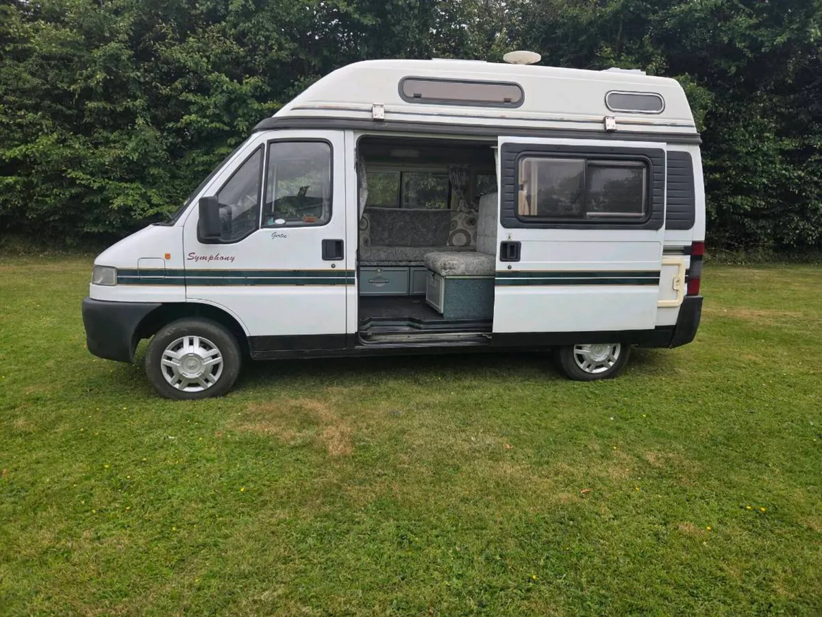 2 berth 1995 Autosleeper Symphony - Image 2