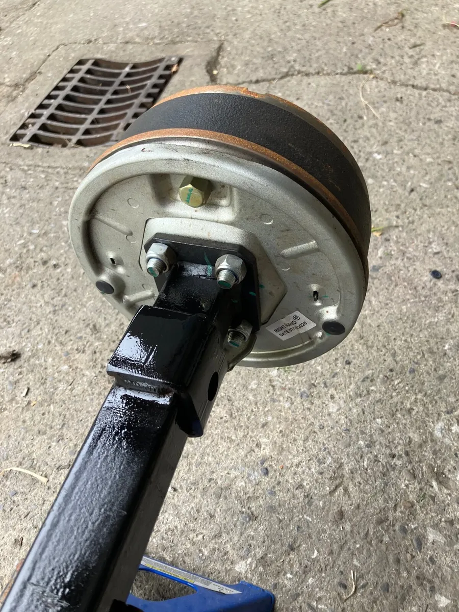 IFOR WILLIAMS AXLE FOR HORSE BOX UNUSED - Image 1