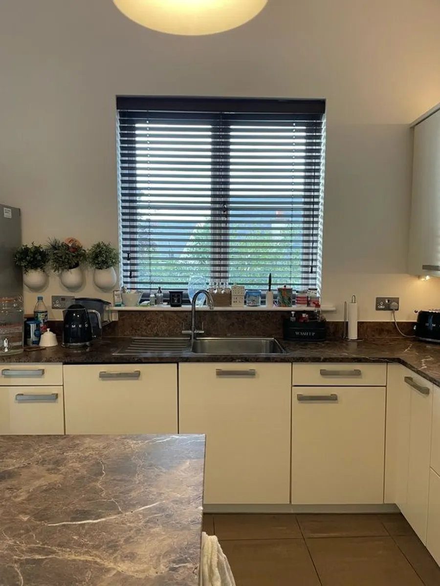 Kitchen - Image 4