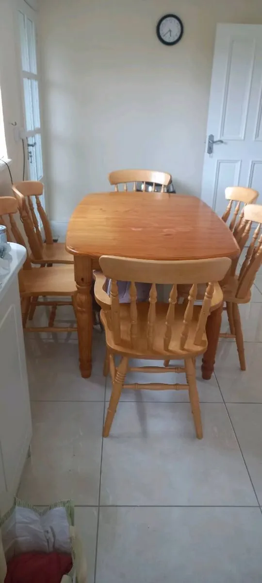 Kitchen Table & Chairs - Image 1
