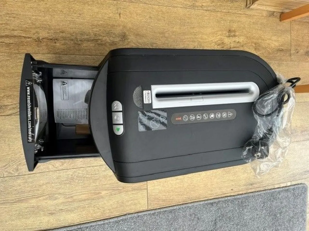Rexel RES1223 shredder - NEW & Rexel RES1227 demo - Image 2