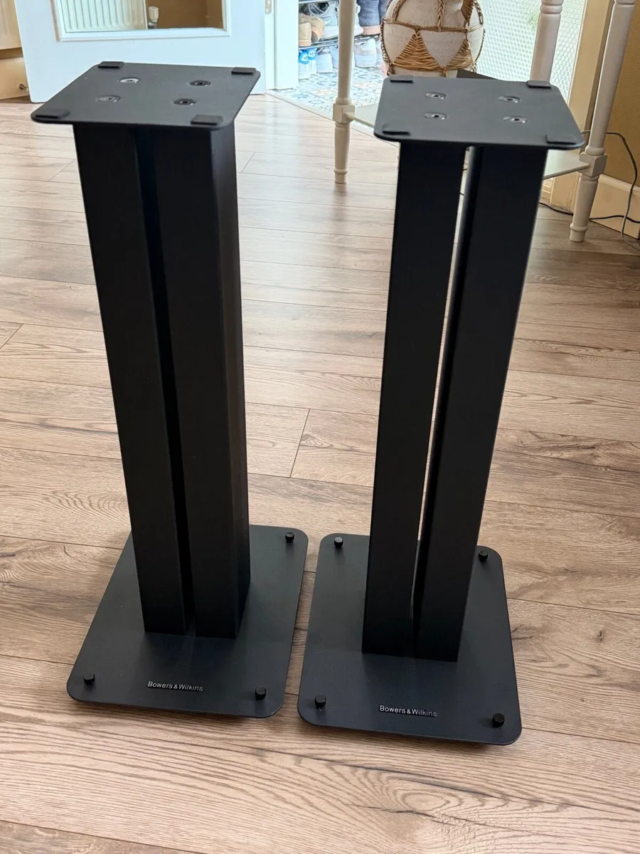 B&W speaker stands - Image 1