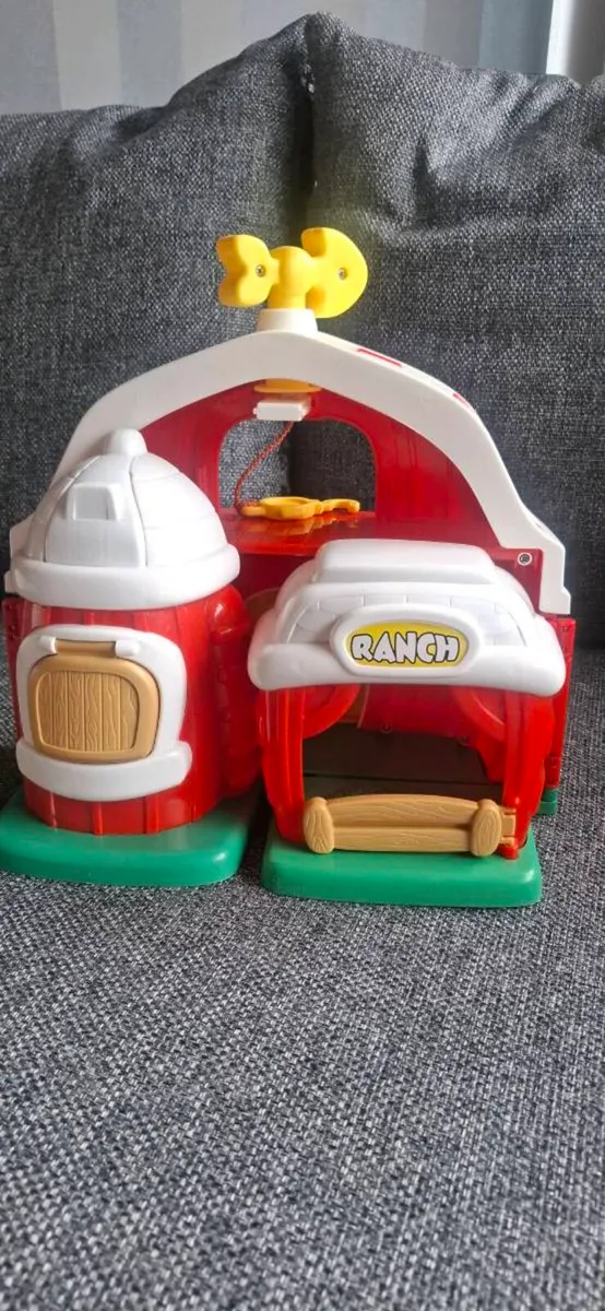 Fisher price my little farm - Image 3