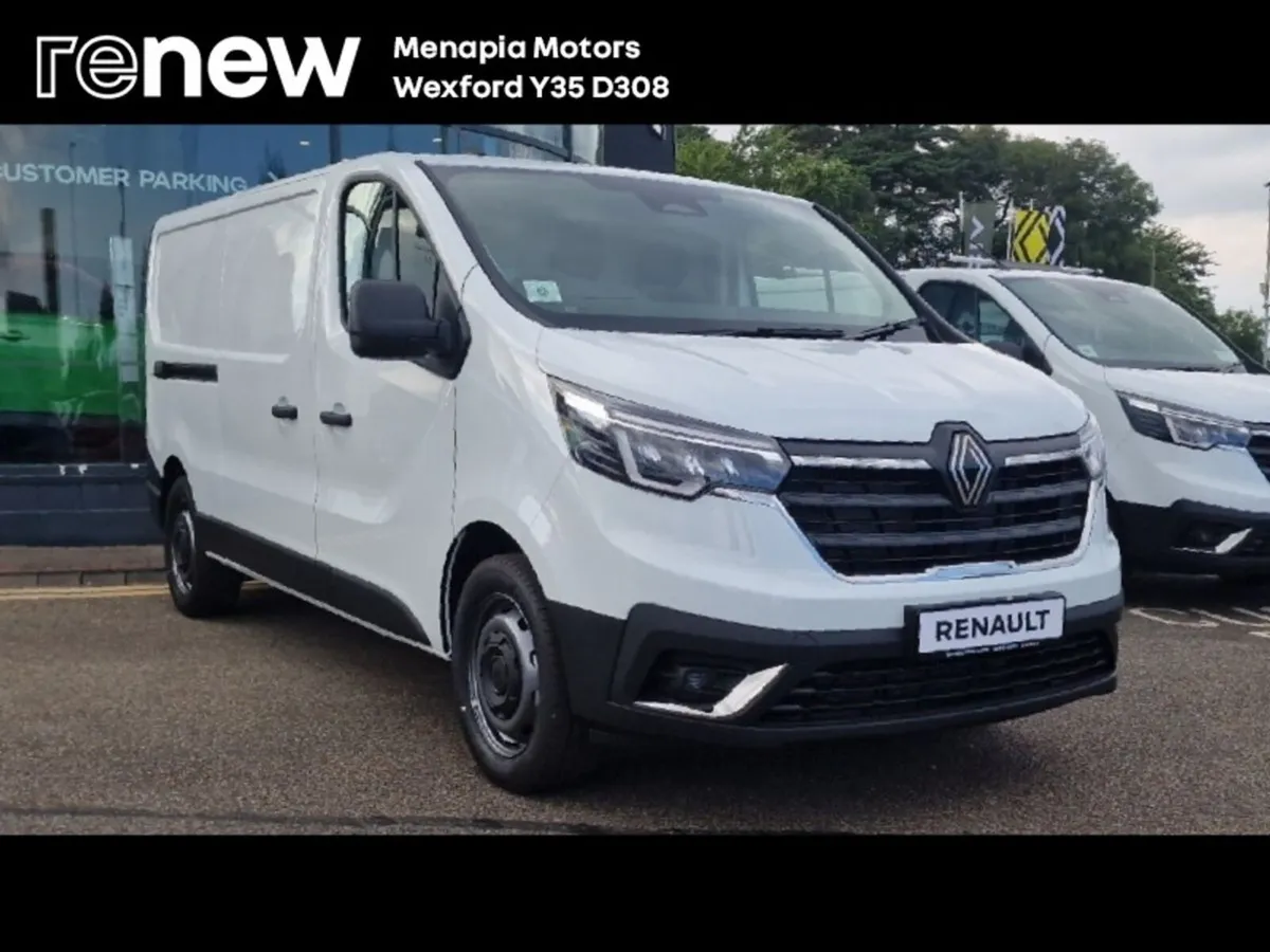 Renault Trafic LL30 130 Start Retail Pack 2 x Slid - Image 1