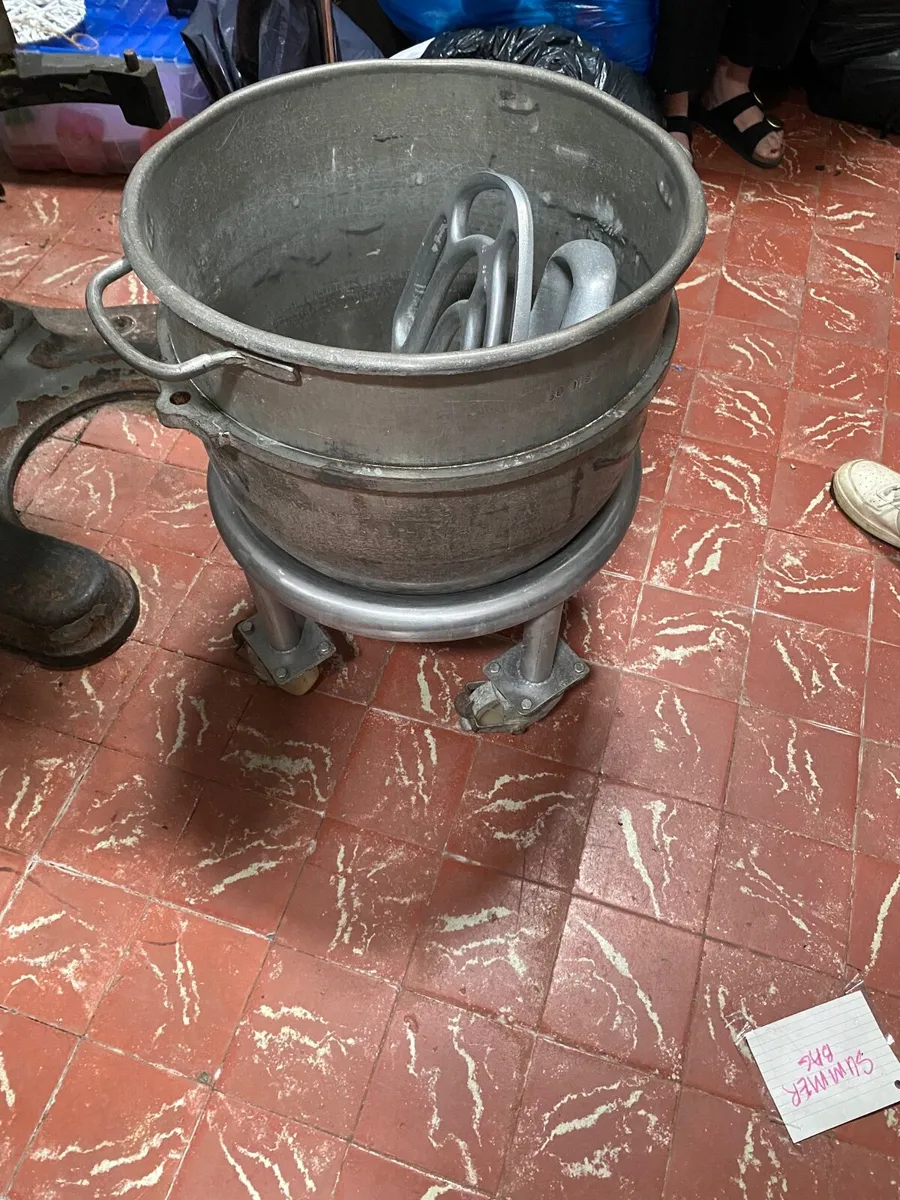60 quart John Hunt (Bolton) “Duratax” mixer - Image 2