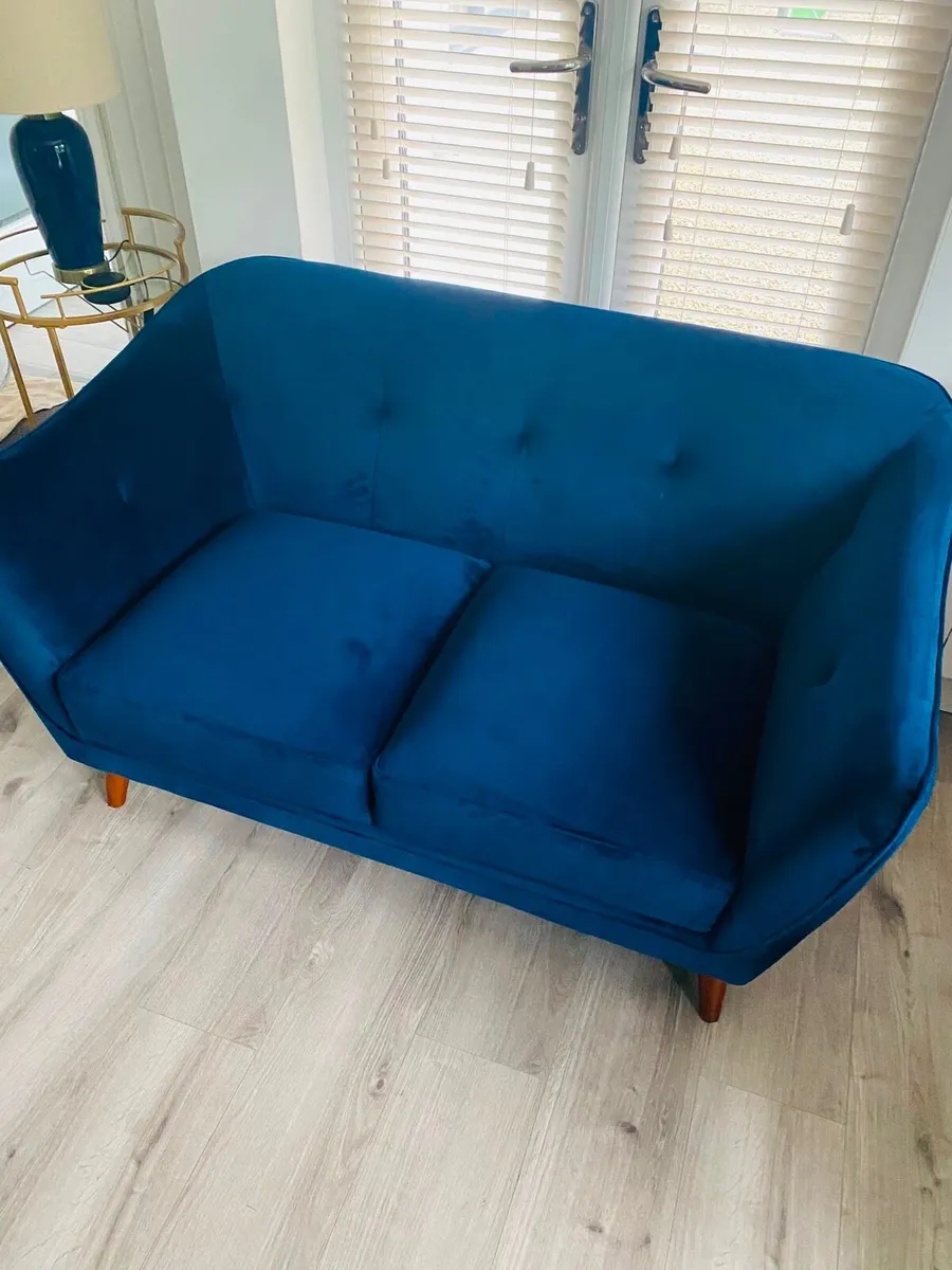 Couch - Image 1