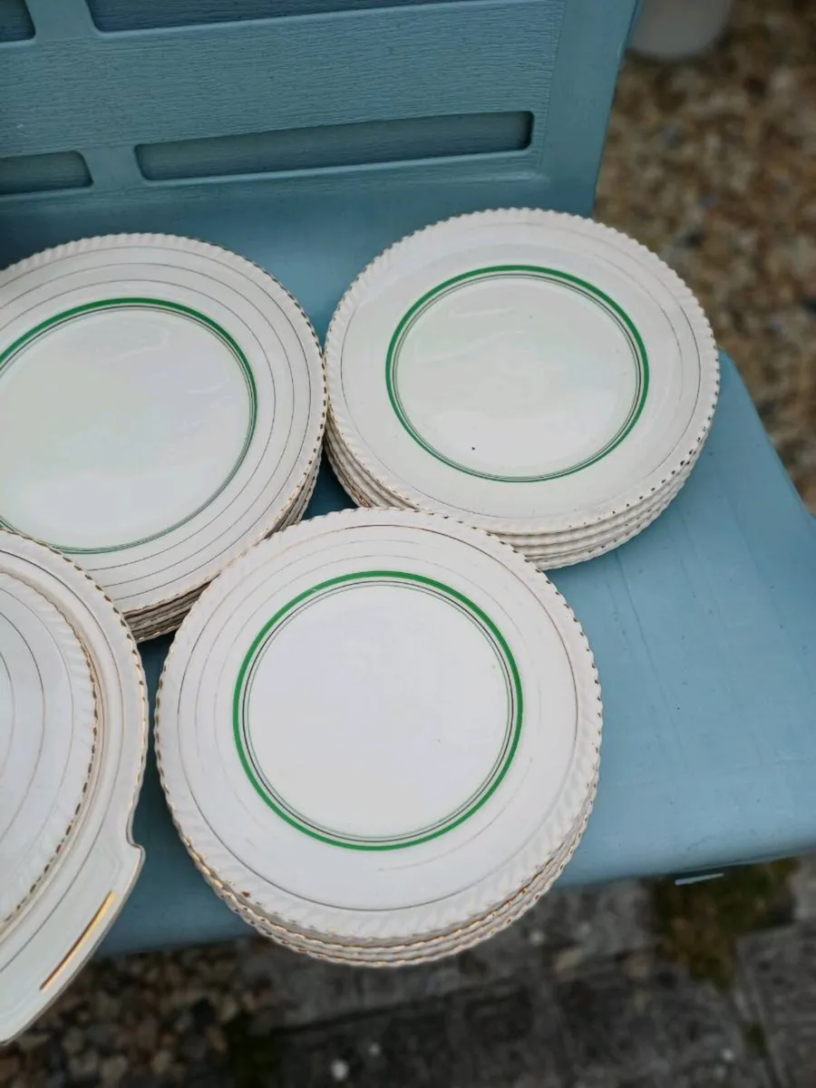 1940s Art Deco Johnson Brothers Dinner Set - Image 2