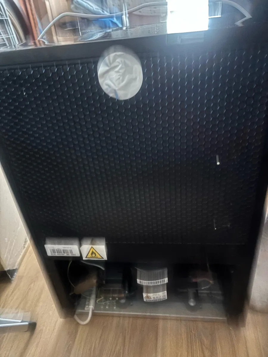 Mini fridge - Image 3