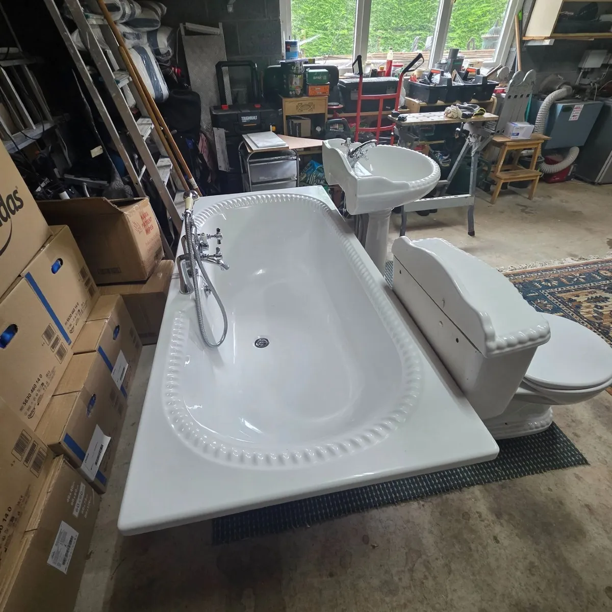 Ideal Standard Bathroom Suite - Image 4