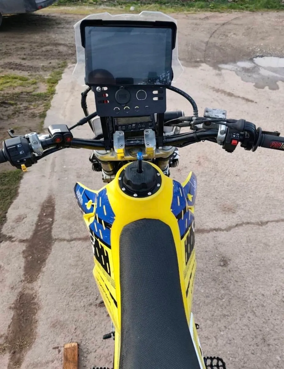 Suzuki DRZ 400 E - Image 2