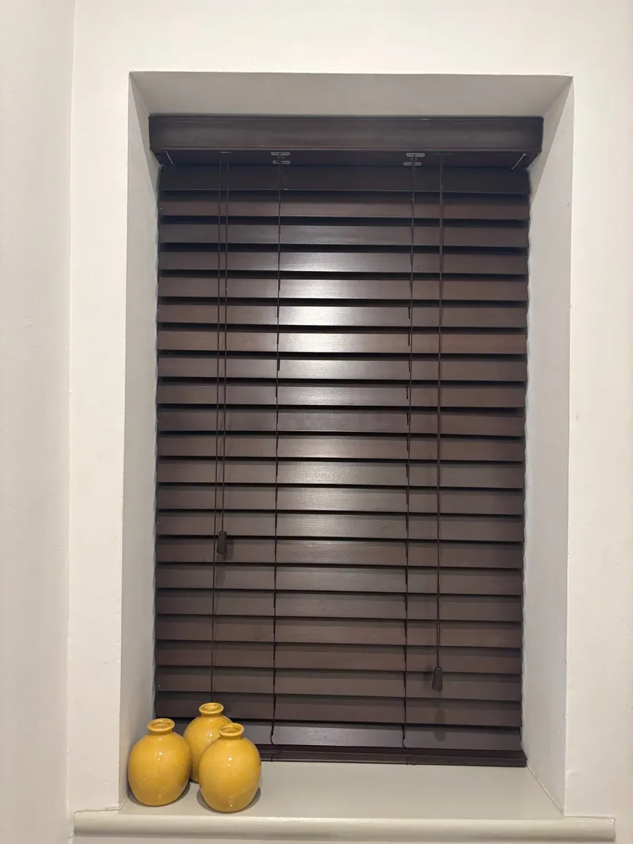 Blinds - Image 1