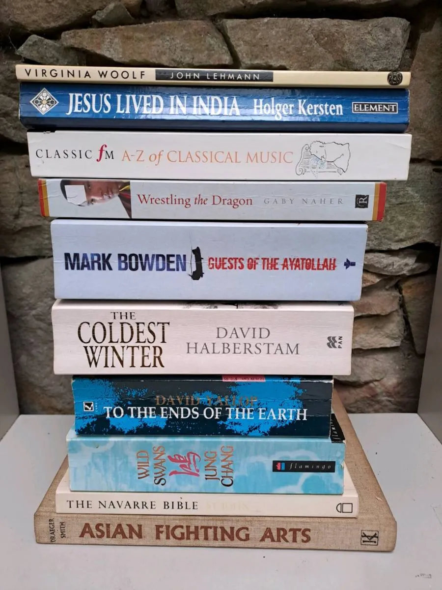 Non-fiction book sale - Image 1