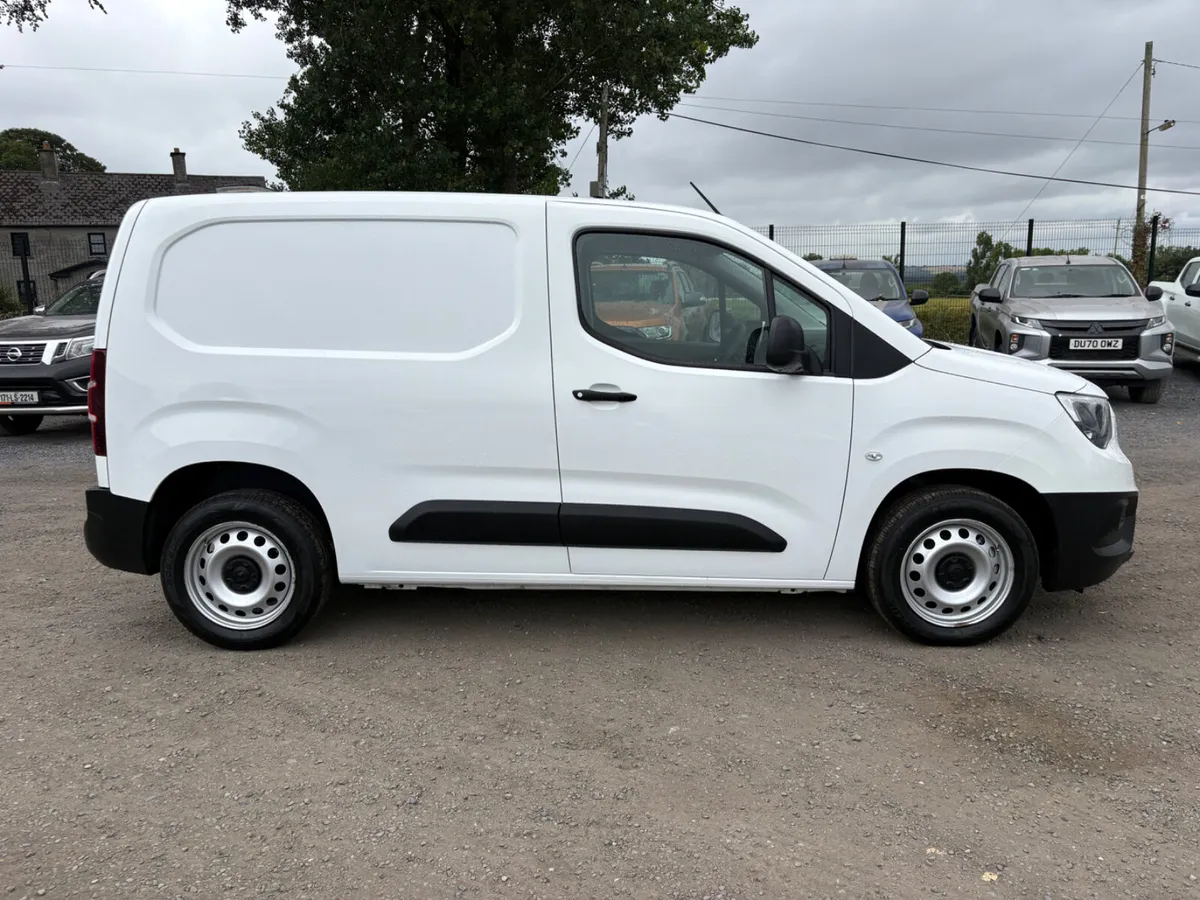 Opel Combo - Image 2