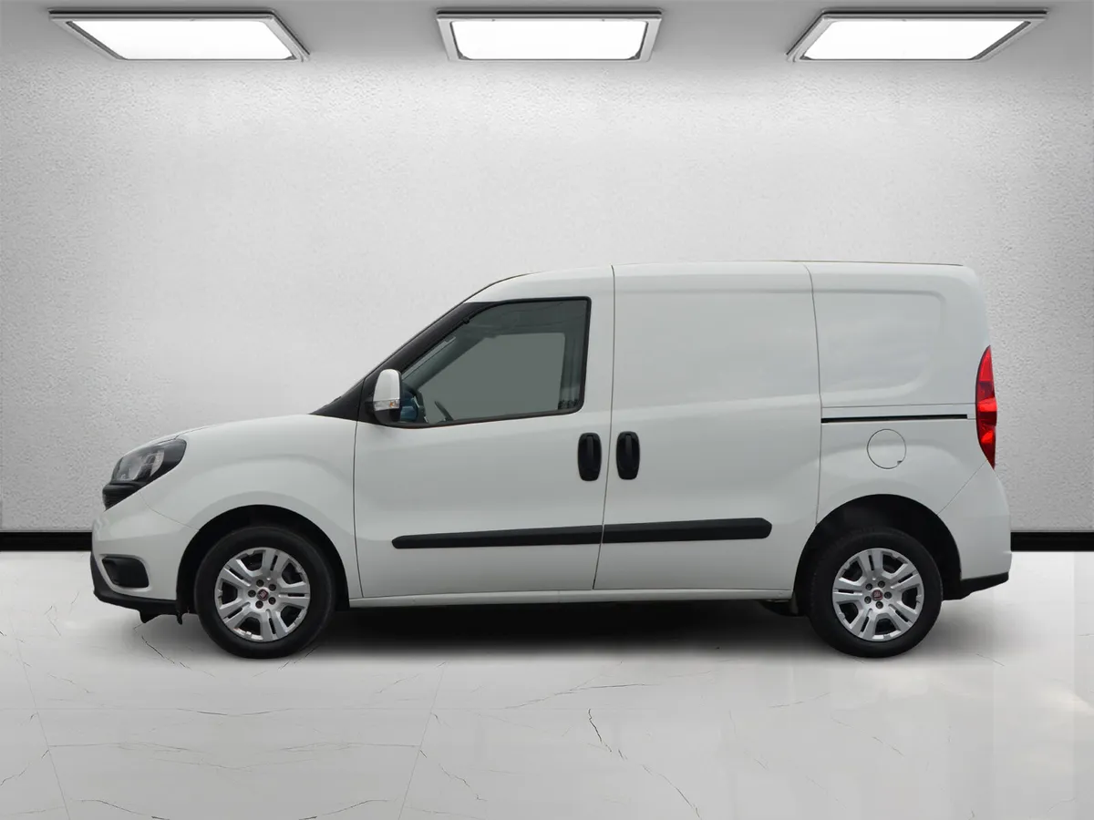 Fiat Doblo 2023 SX HIGH SPEC - Image 4