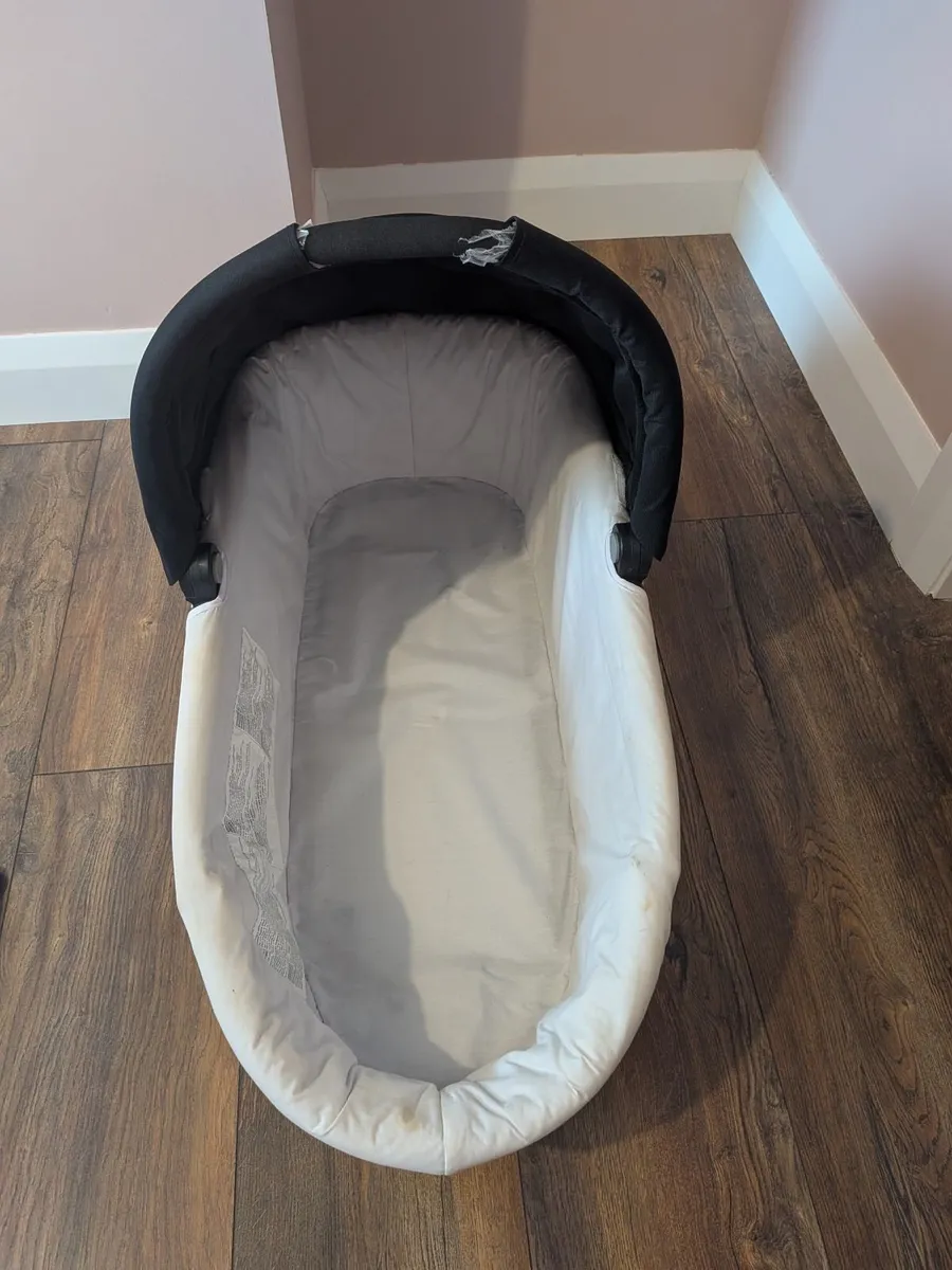 I Candy Bassinet - Image 2