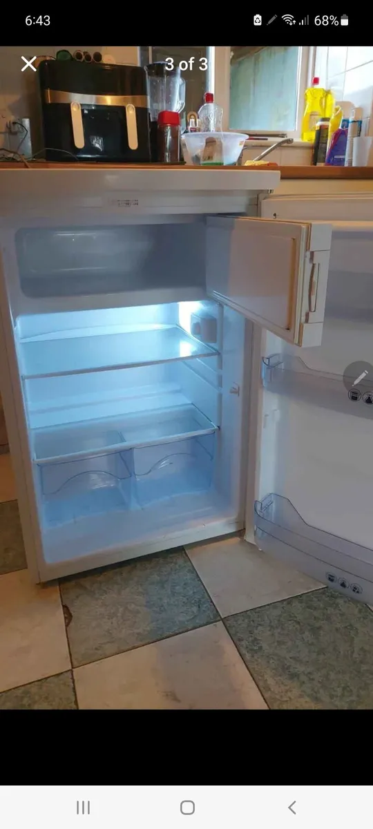 Under counter fridge - Image 3