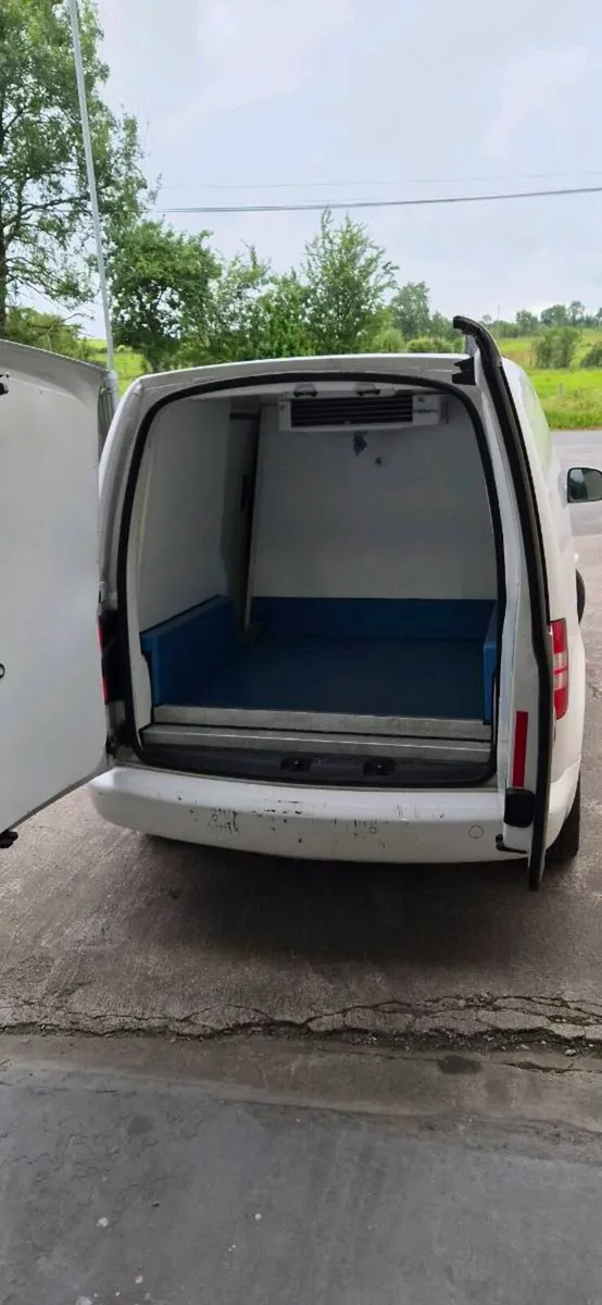 VW CADDY Refrigerated - Image 4