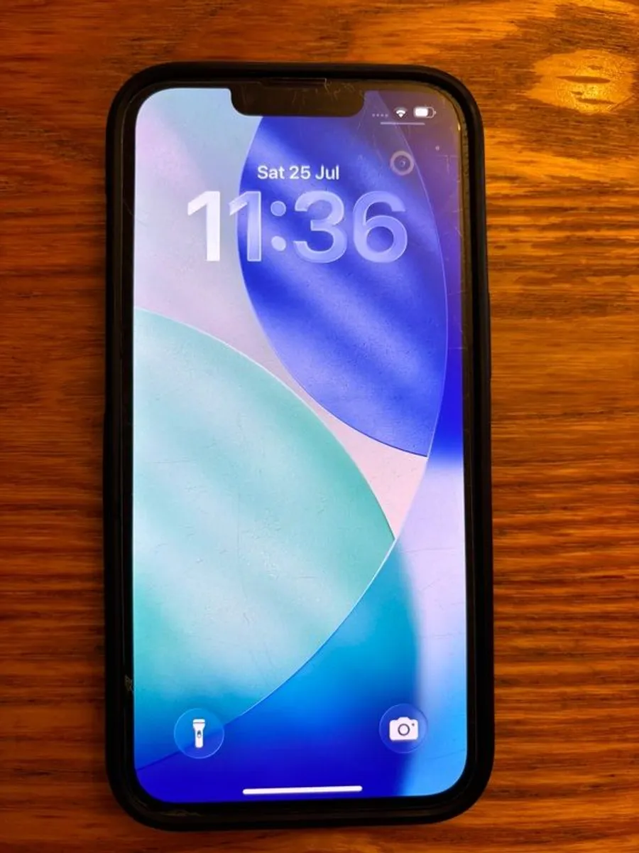 i phone 16e - Image 1