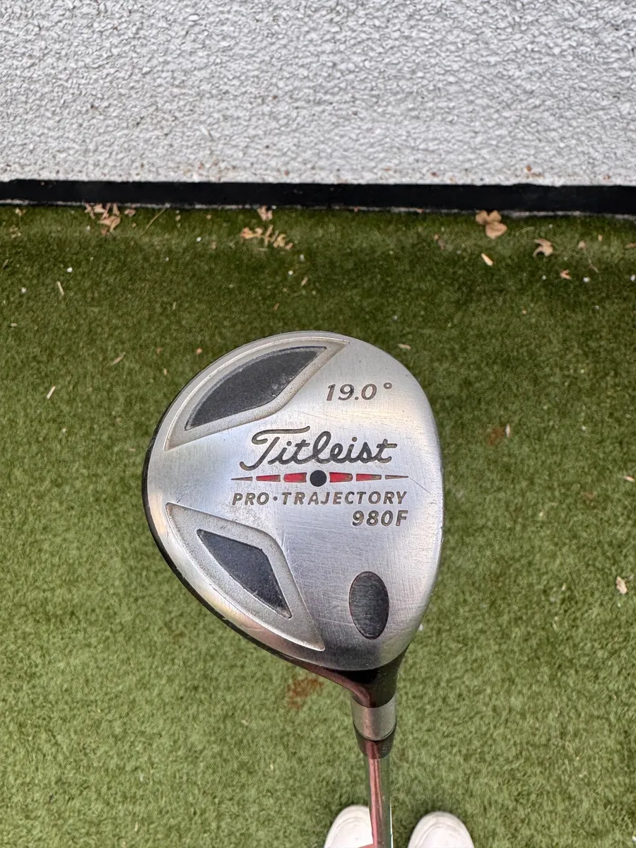 Titleist Pro Trajectory 980F 5 Wood 19° - Image 1