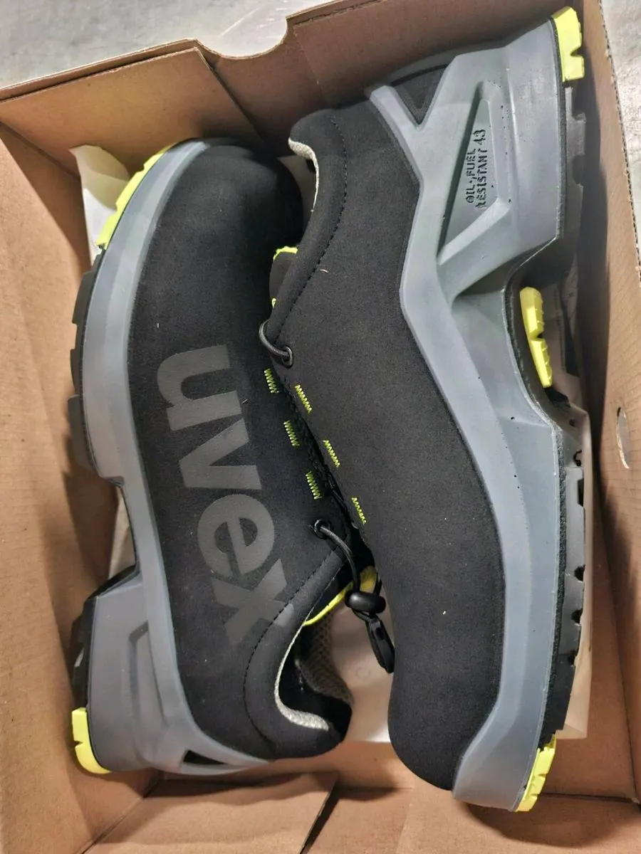 Brand New Uvex S2 Safety shoes - Image 4