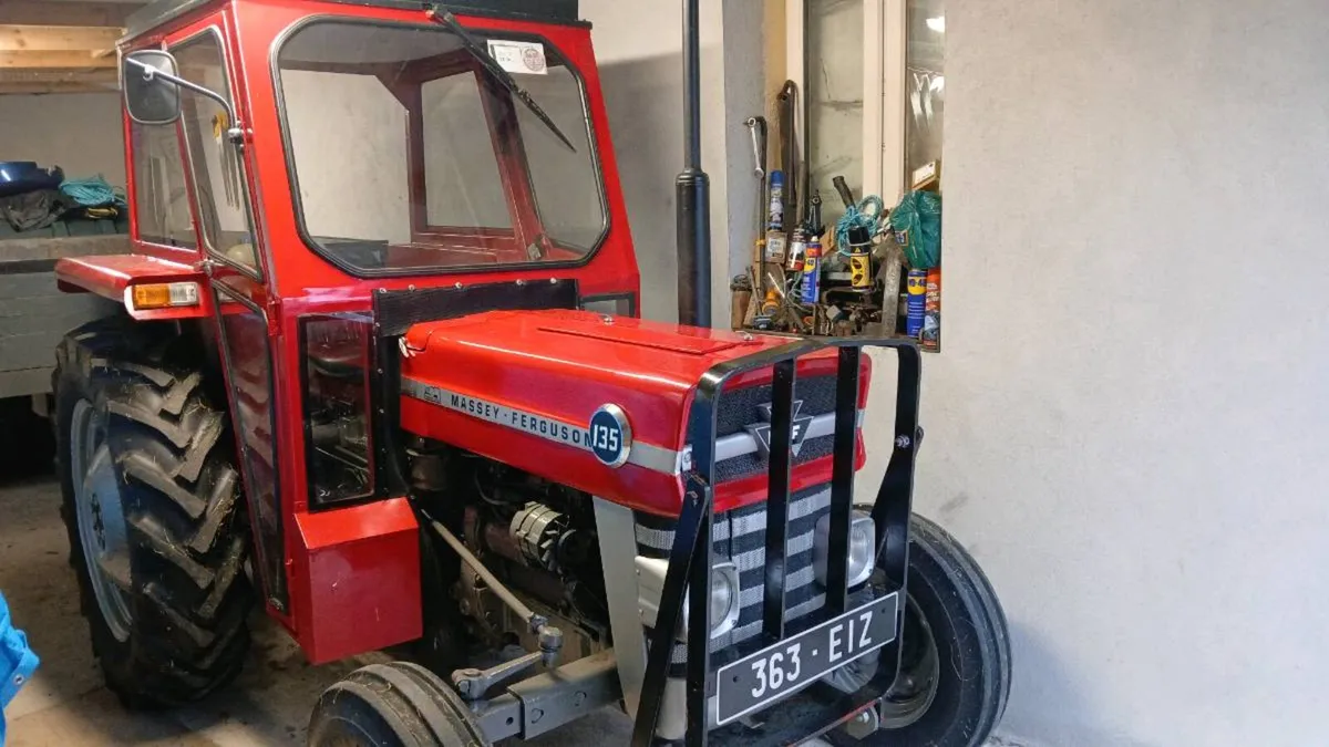 Massey Ferguson 135 - Image 2