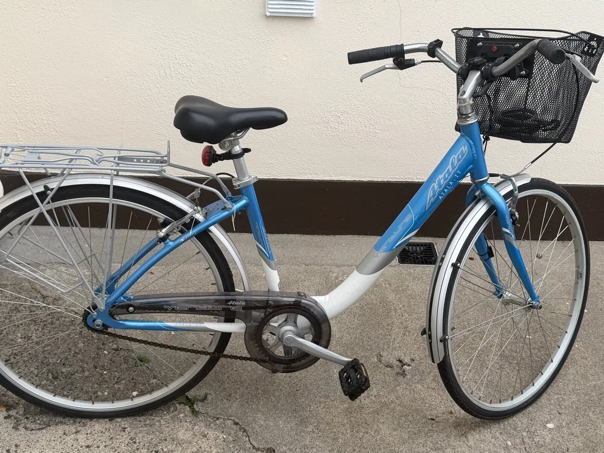 Woman’s Bicycle - Image 4