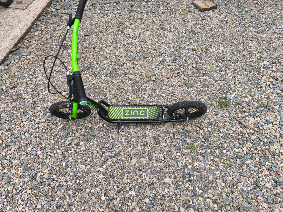 Zinc Scooter - Image 3