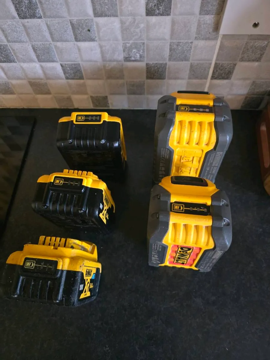 Dewalt batteries read description - Image 4