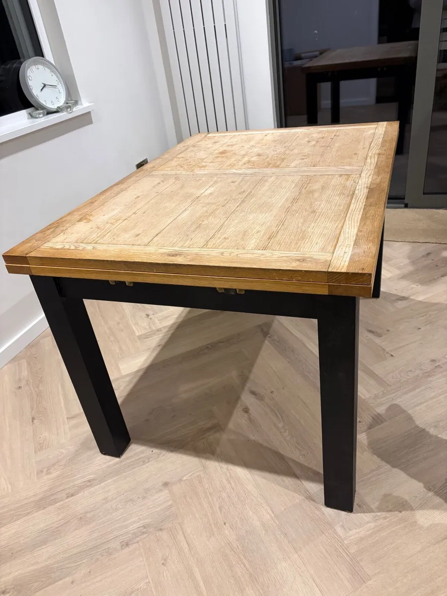 Extendable Table and Chairs - Image 4
