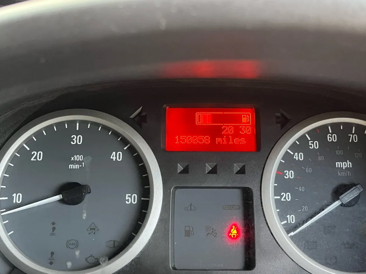 2013 Vauxhall vivaro lab - Image 3