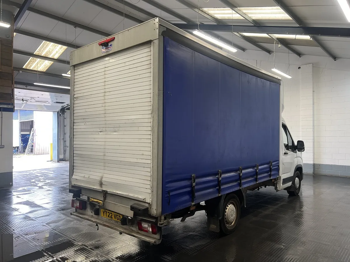VB - 2022 MAXUS Deliver 9 CurtainSider Van - Image 2