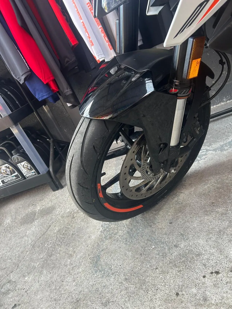 Ktm 390 duke - Image 2