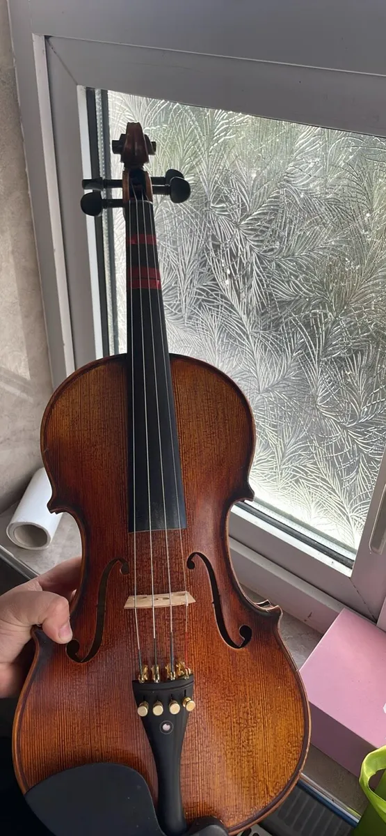 Violin - Image 2