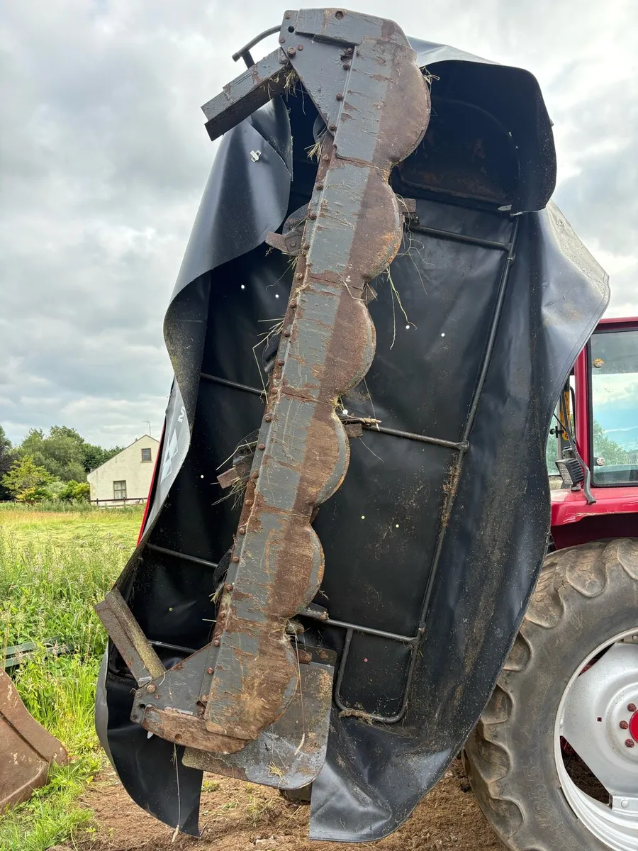 8FT Massey disc Mower - Image 2