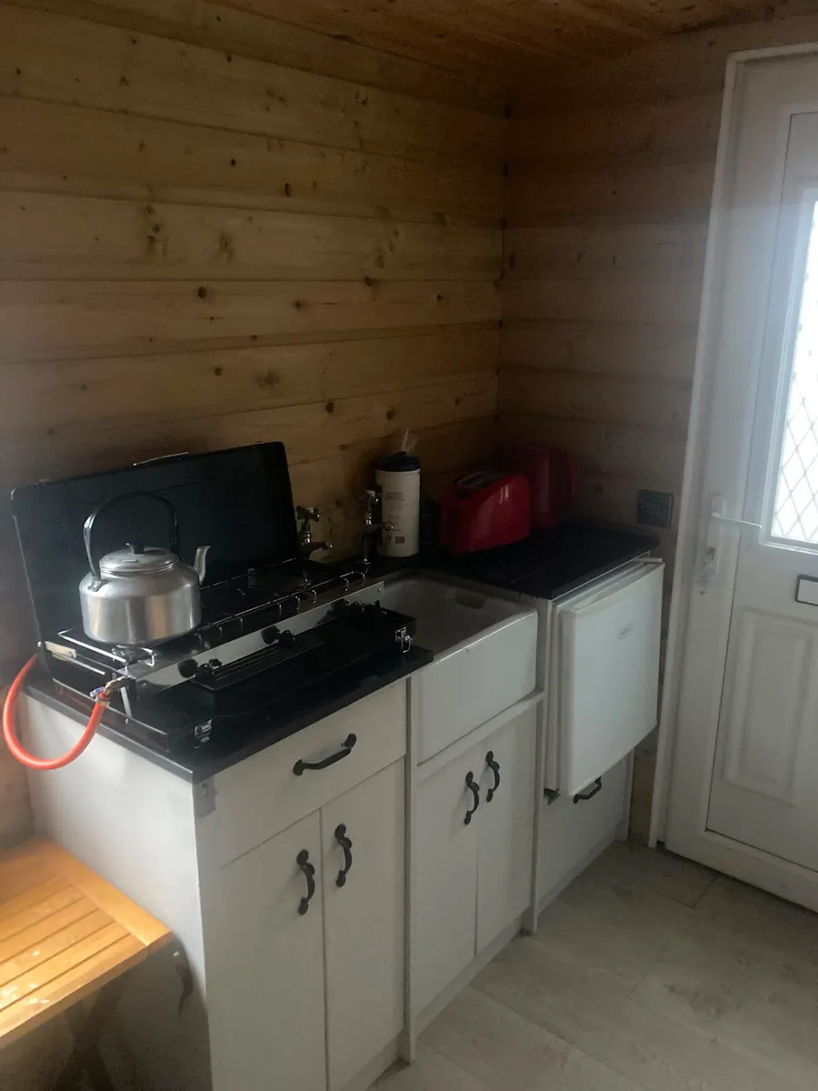 Shepherd's hut - Image 3