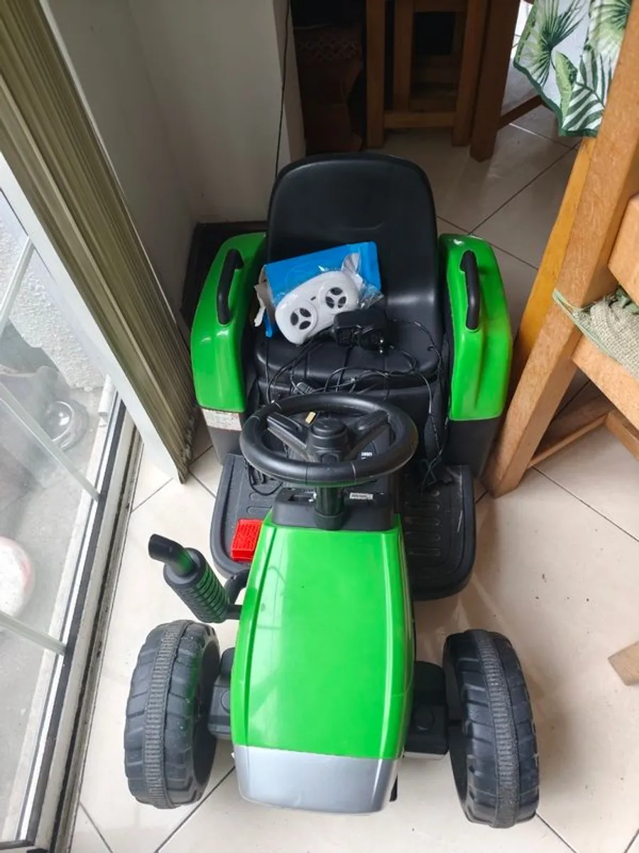 Electric tractor - Image 2