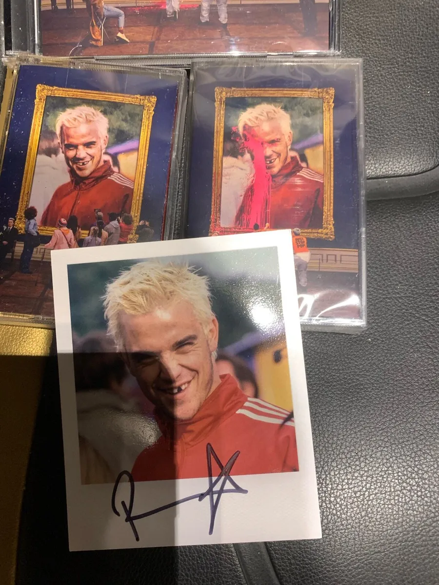 Robbie Williams signed - Image 1