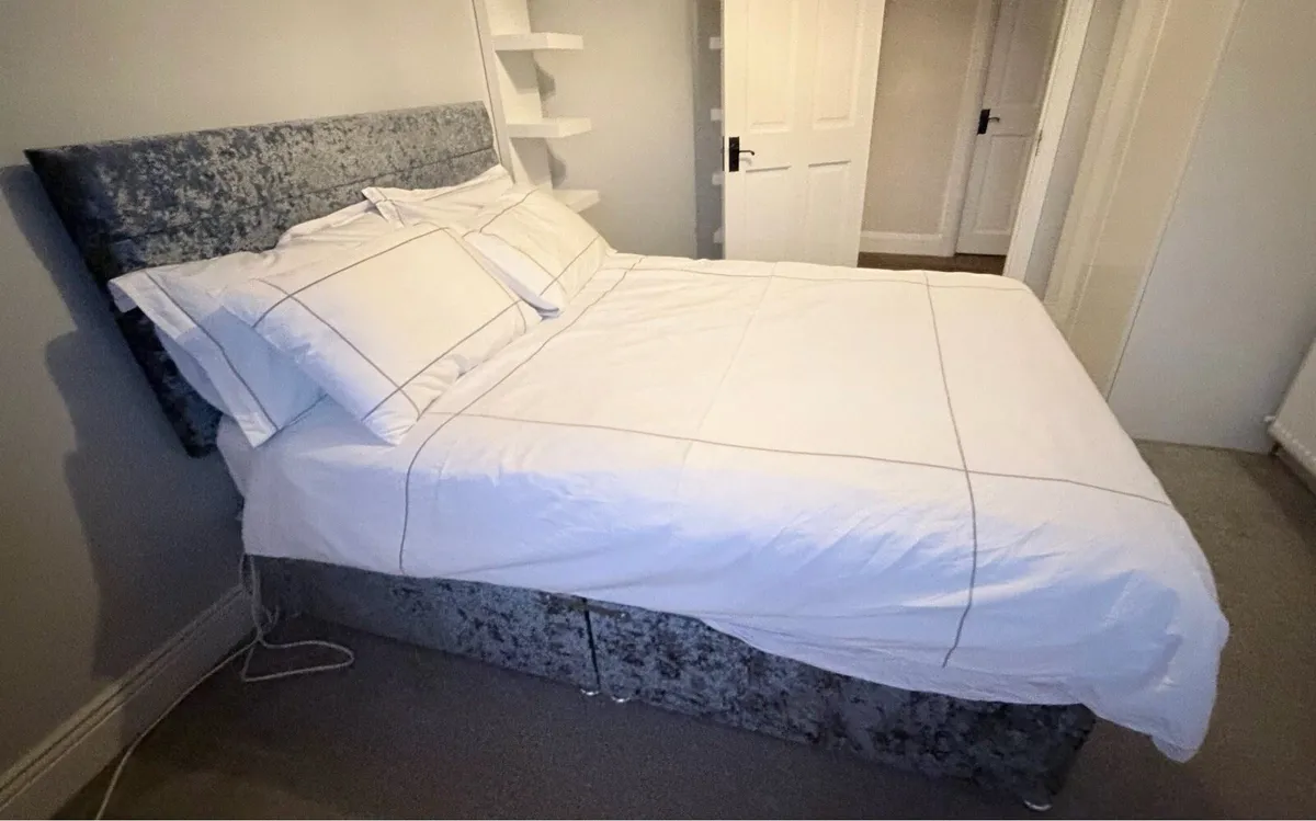 Dark Grey crushed velvet double bed  with storage - Image 3