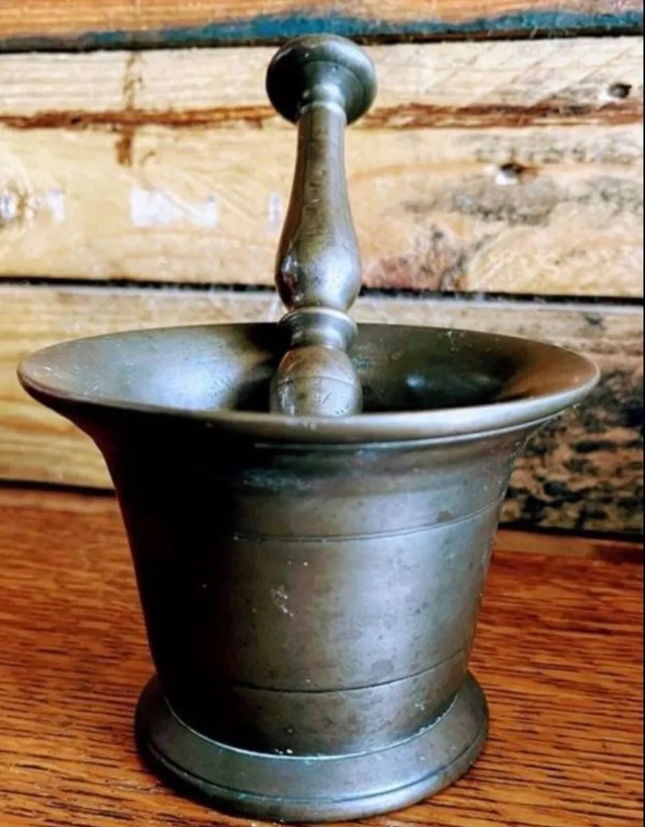 18th century bronze pestle and mortar