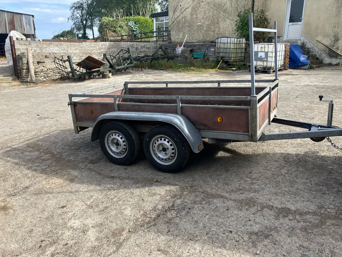 Trailers - Image 1