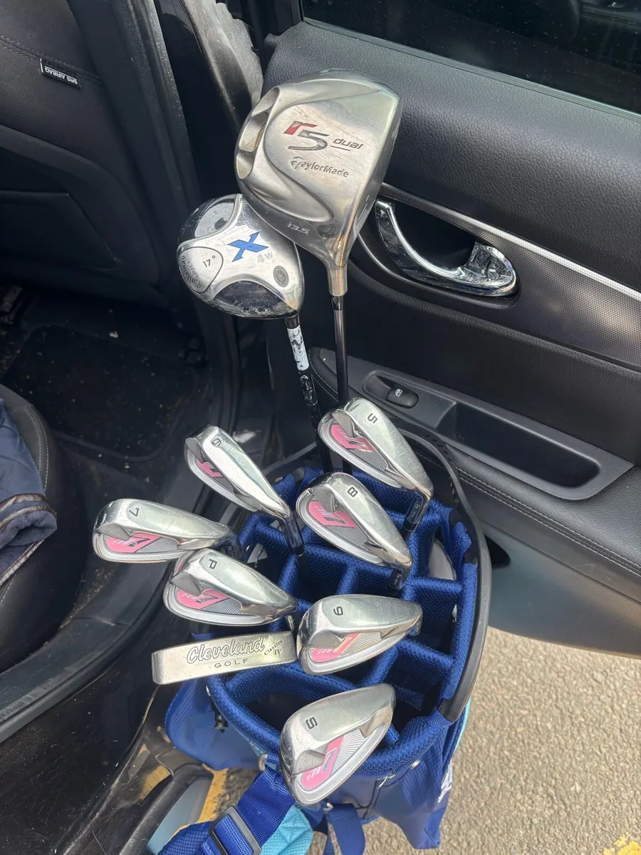 Full set of ladies golf clubs - Image 1