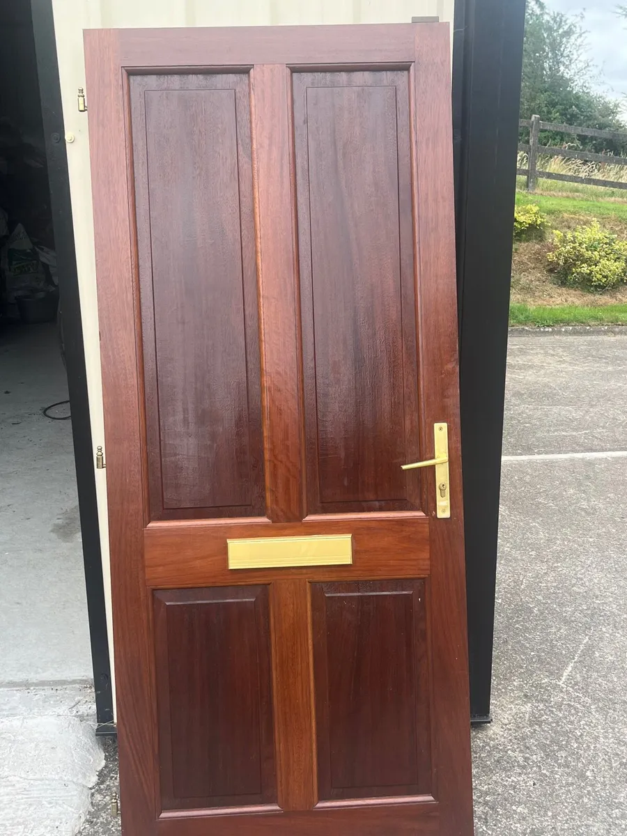 Solid Hardwood Front Door – with Lock & 2 keys - Image 1