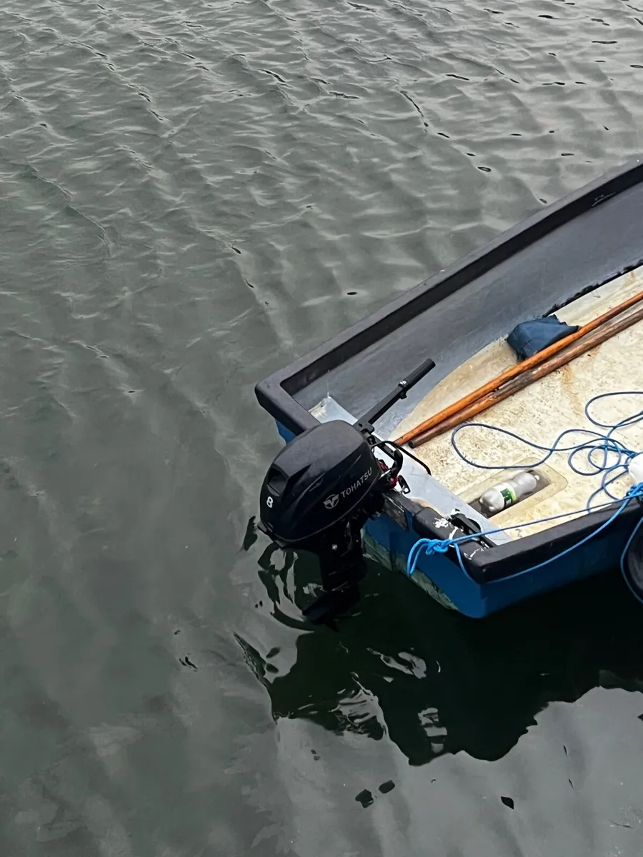 19 foot punt boat for sale with engine - Image 2