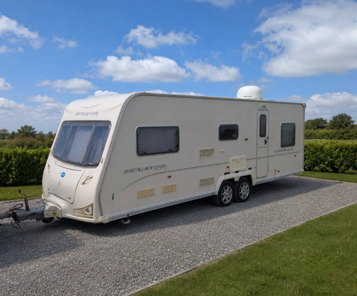 Best family layout - 6 Berth Bailey Senator - Image 1