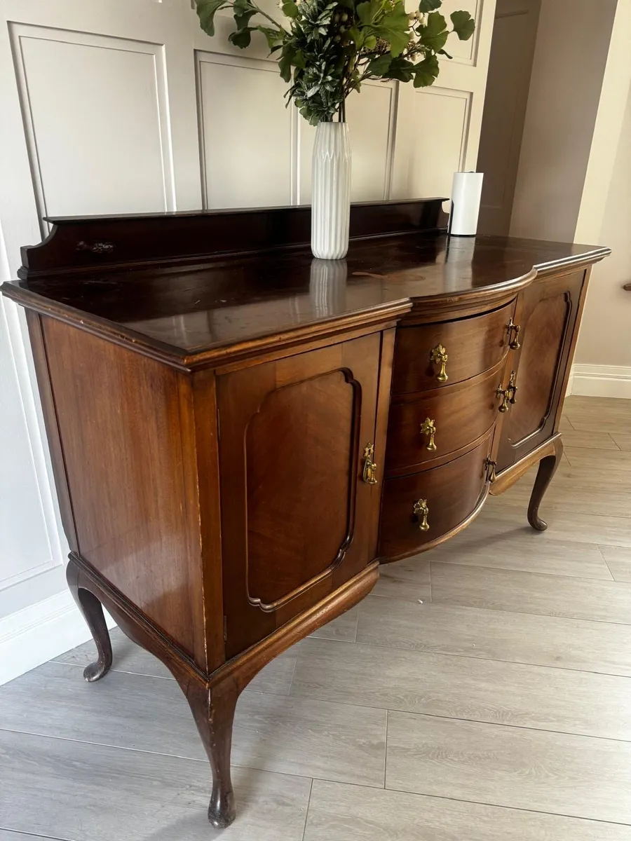 Antique sideboard - Image 3