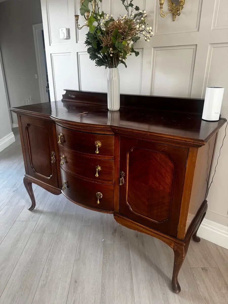 Antique sideboard - Image 1