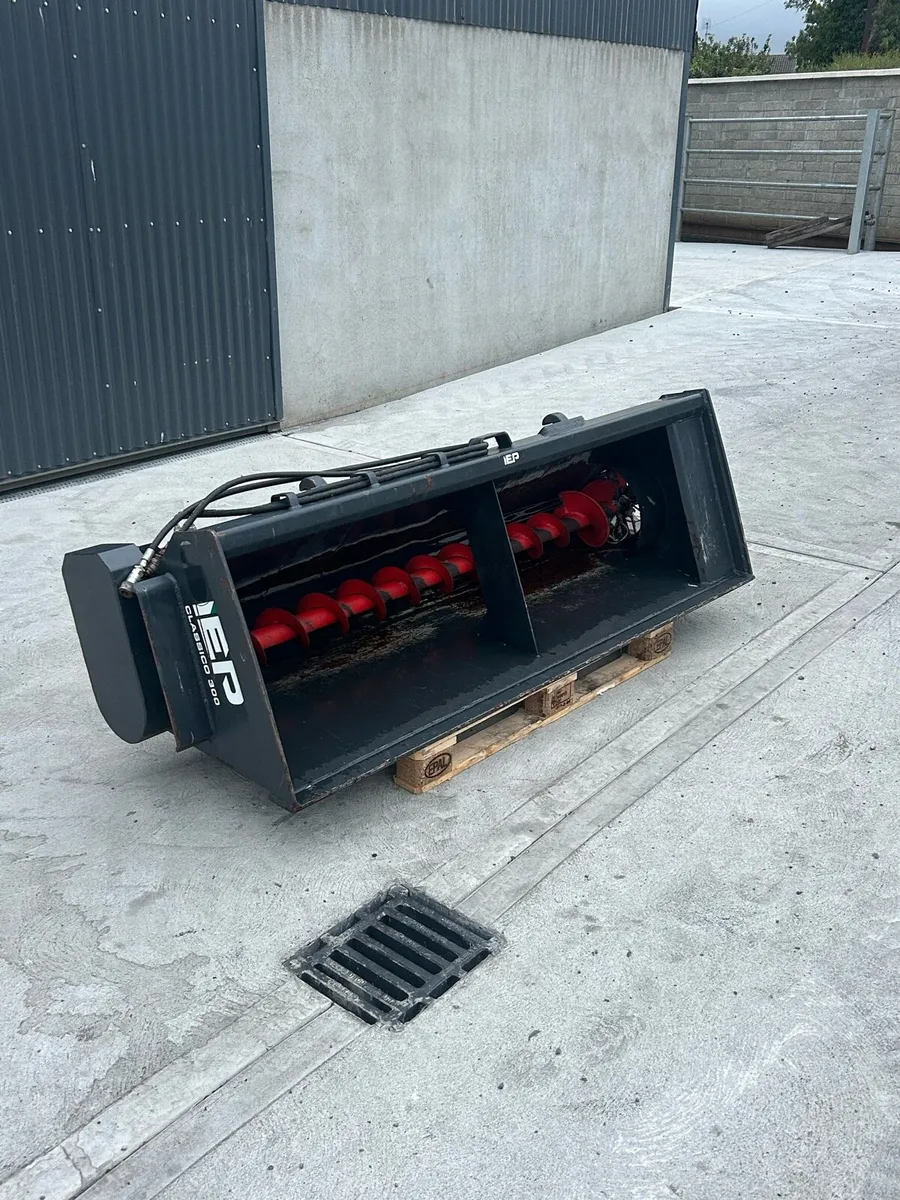 BEET CHOPPER / MEAL FEEDER - Image 1