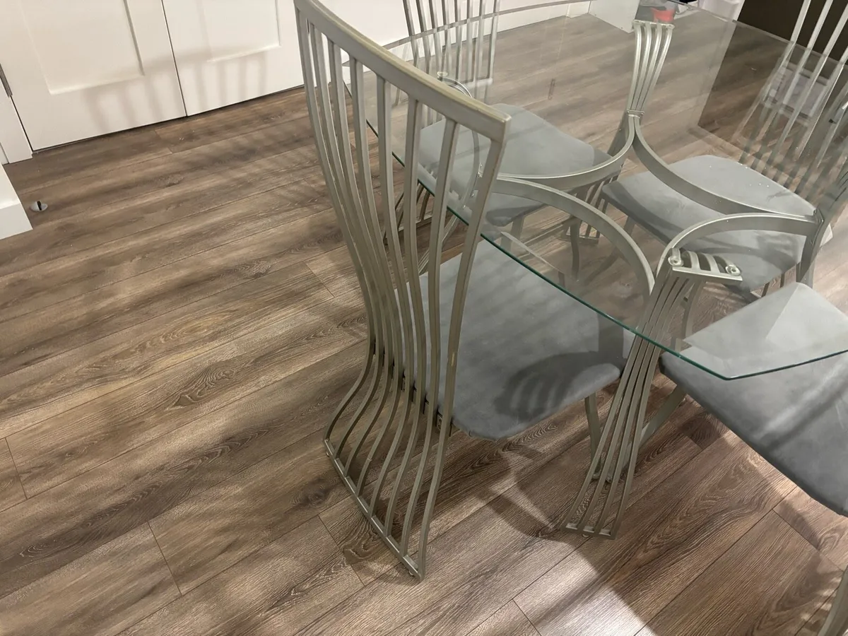 Modern Glass Dining Table With 4 chairs - Image 1