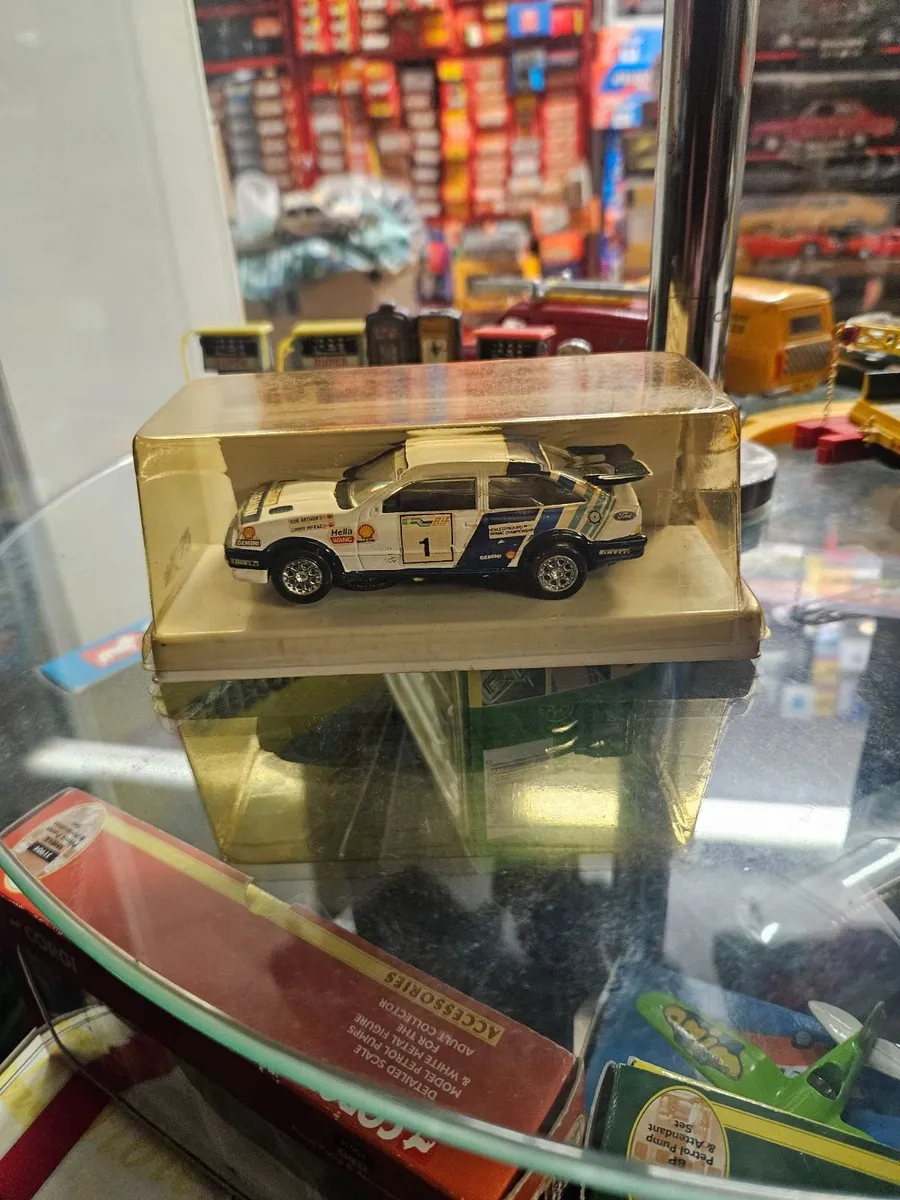 Corgi Ford Sierra Circut f Ireland Rally Limited E - Image 1